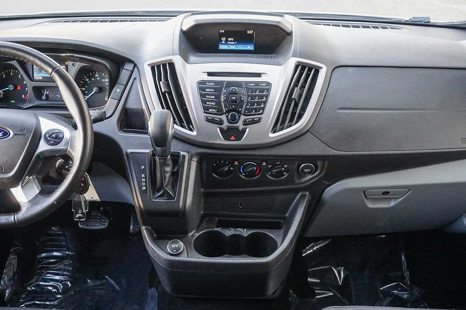 Thumbnail: 2018 Ford Transit Series - 14
