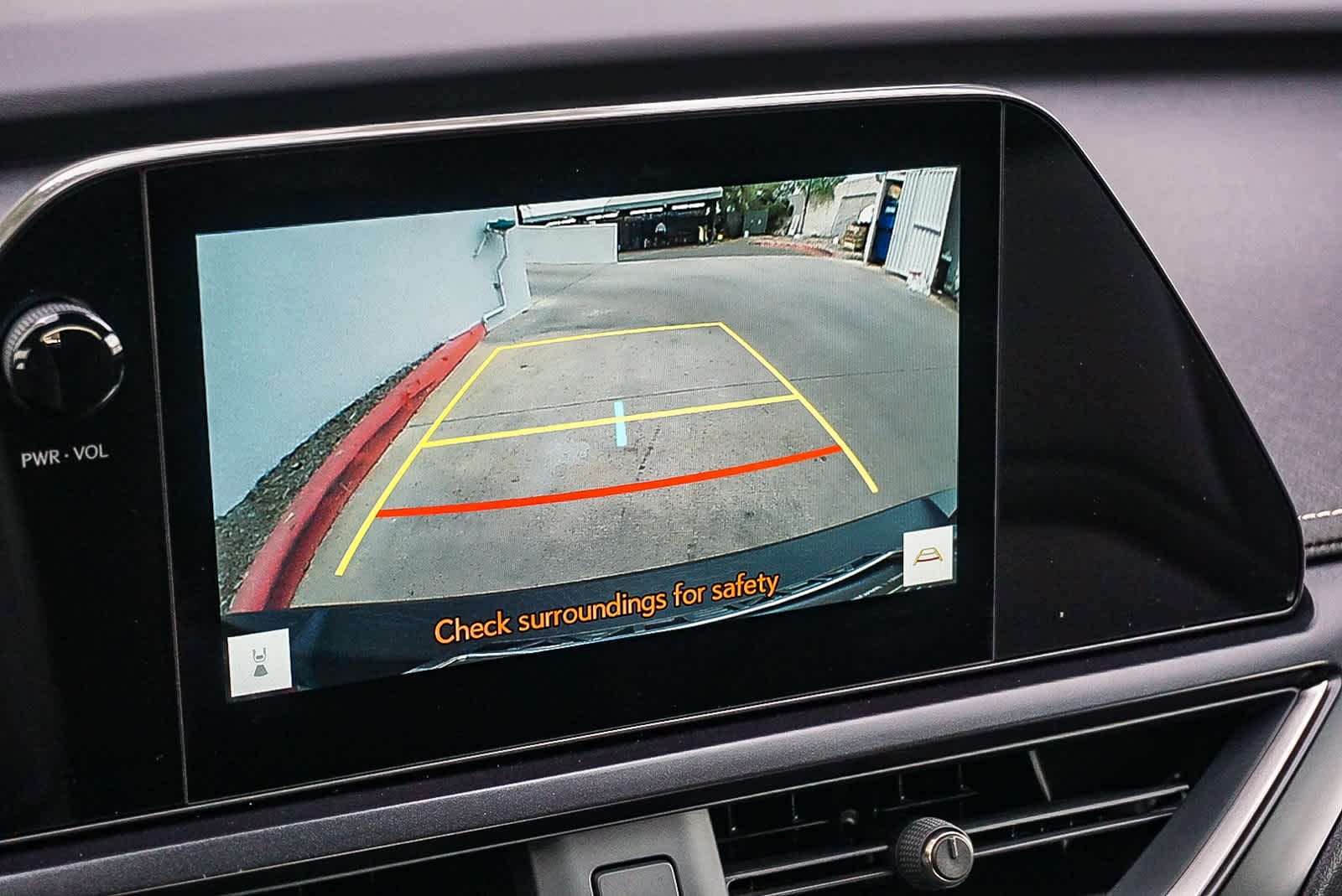 Thumbnail: 2025 Lexus UX - 24