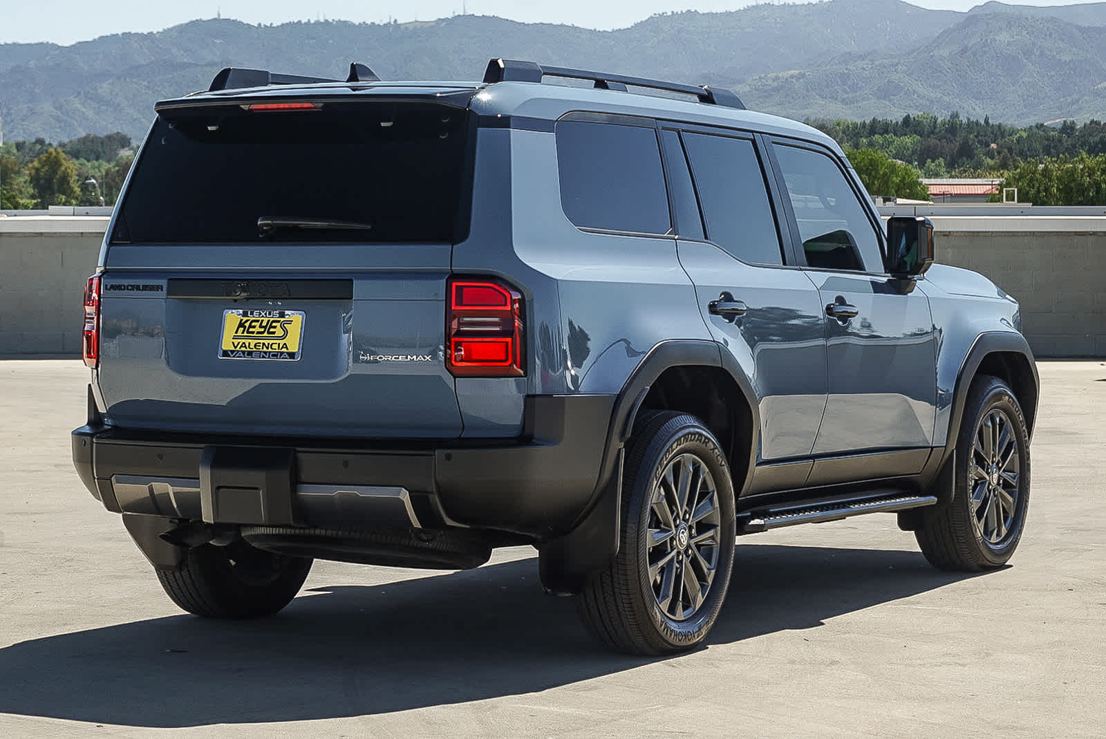 2025 Toyota Land Cruiser Base photo 5