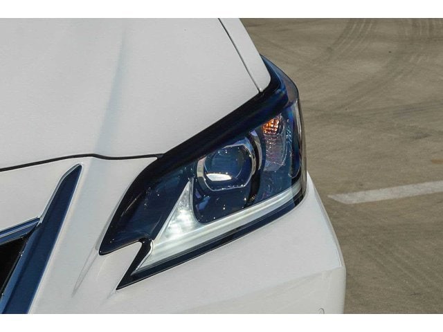 Thumbnail: 2025 Lexus ES - 7