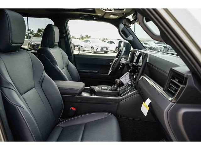 Thumbnail: 2026 Lexus GX - 17