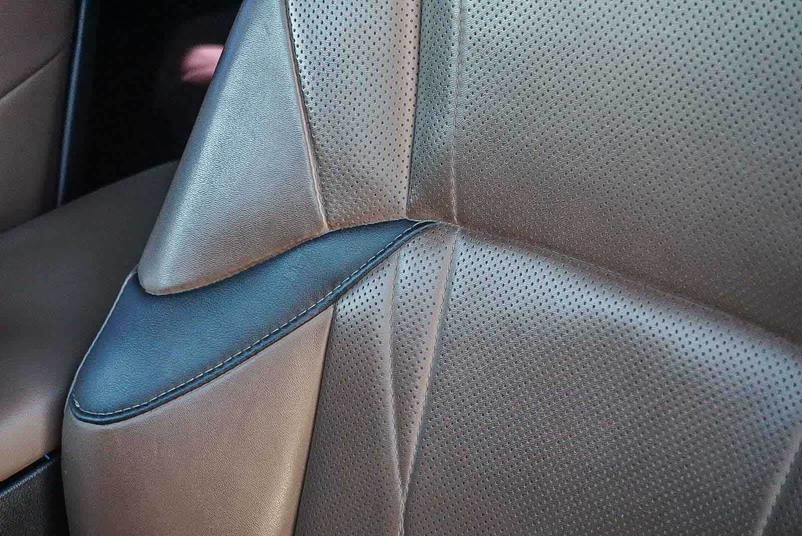 Thumbnail: 2023 Lexus ES - 26