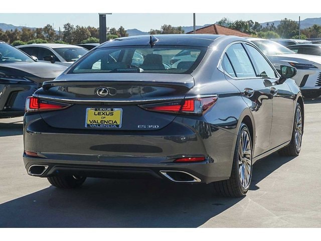 Thumbnail: 2025 Lexus ES - 7