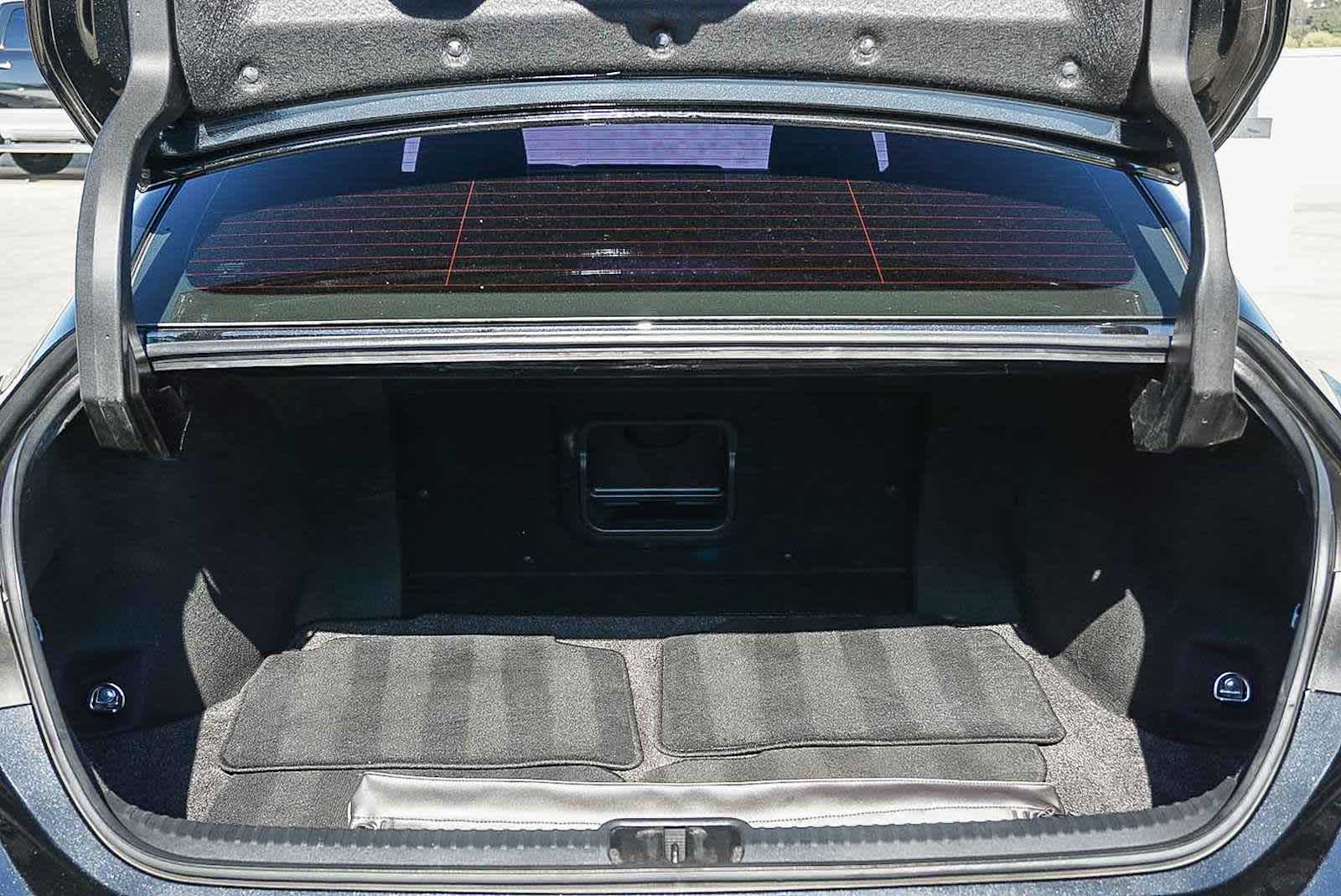 Thumbnail: 2023 Lexus ES - 27