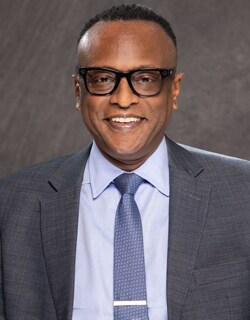 Staff member Nikko Diggins from ID_e32cecdf8337