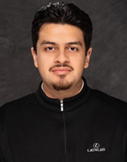 Staff member Gabriel Lopez from ID_07afcfdd5834