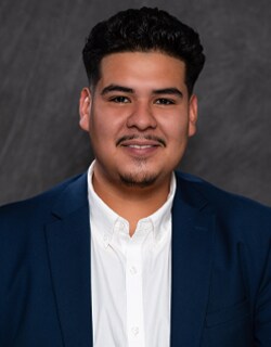 Staff member Jesus Nava from ID_07afcfdd5834