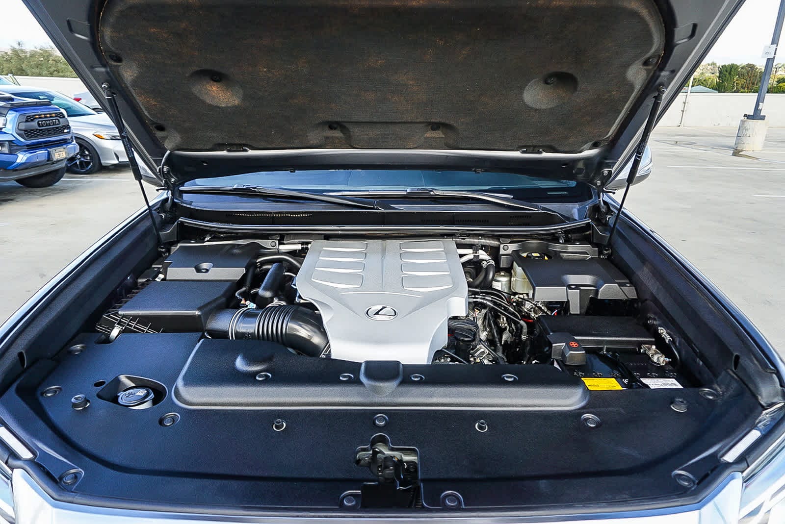 Thumbnail: 2020 Lexus GX - 29