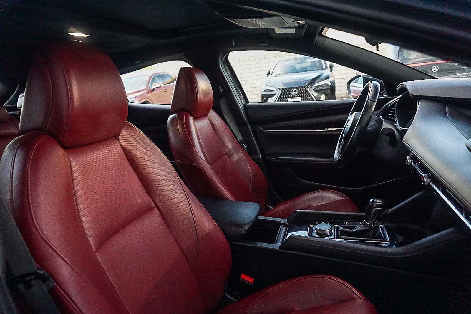 Thumbnail: 2022 Mazda Mazda3 - 18