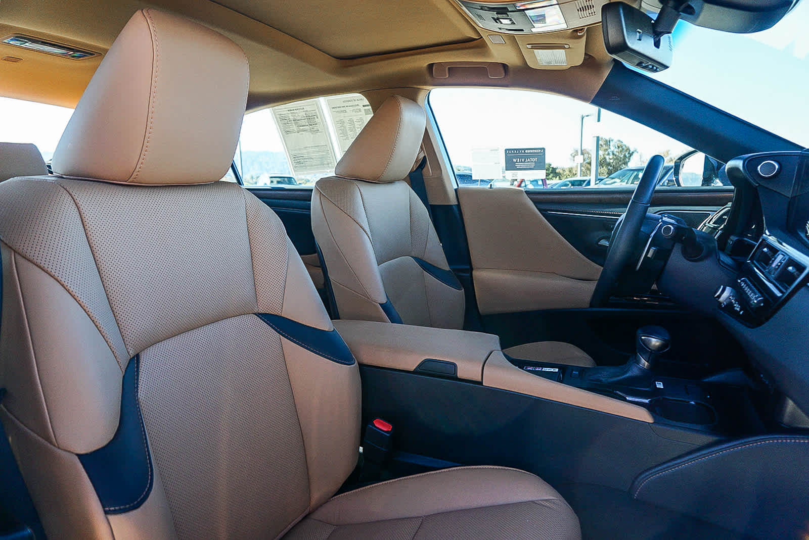 Thumbnail: 2023 Lexus ES - 15