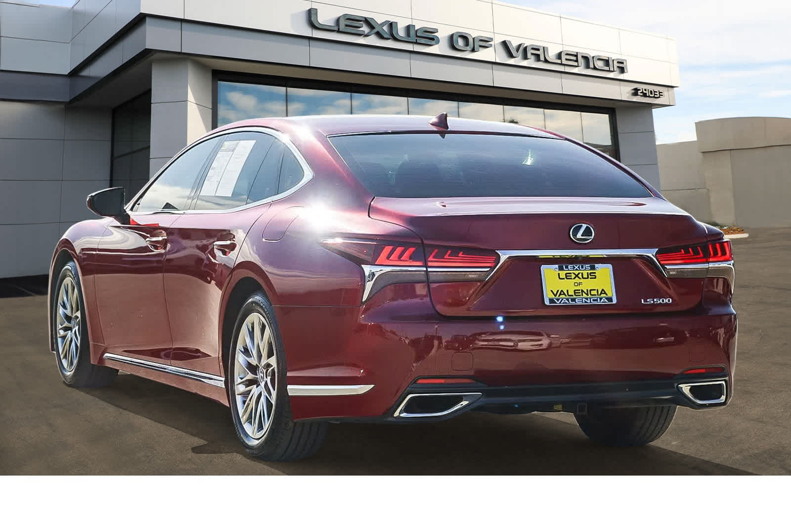 Thumbnail: 2018 Lexus LS - 2