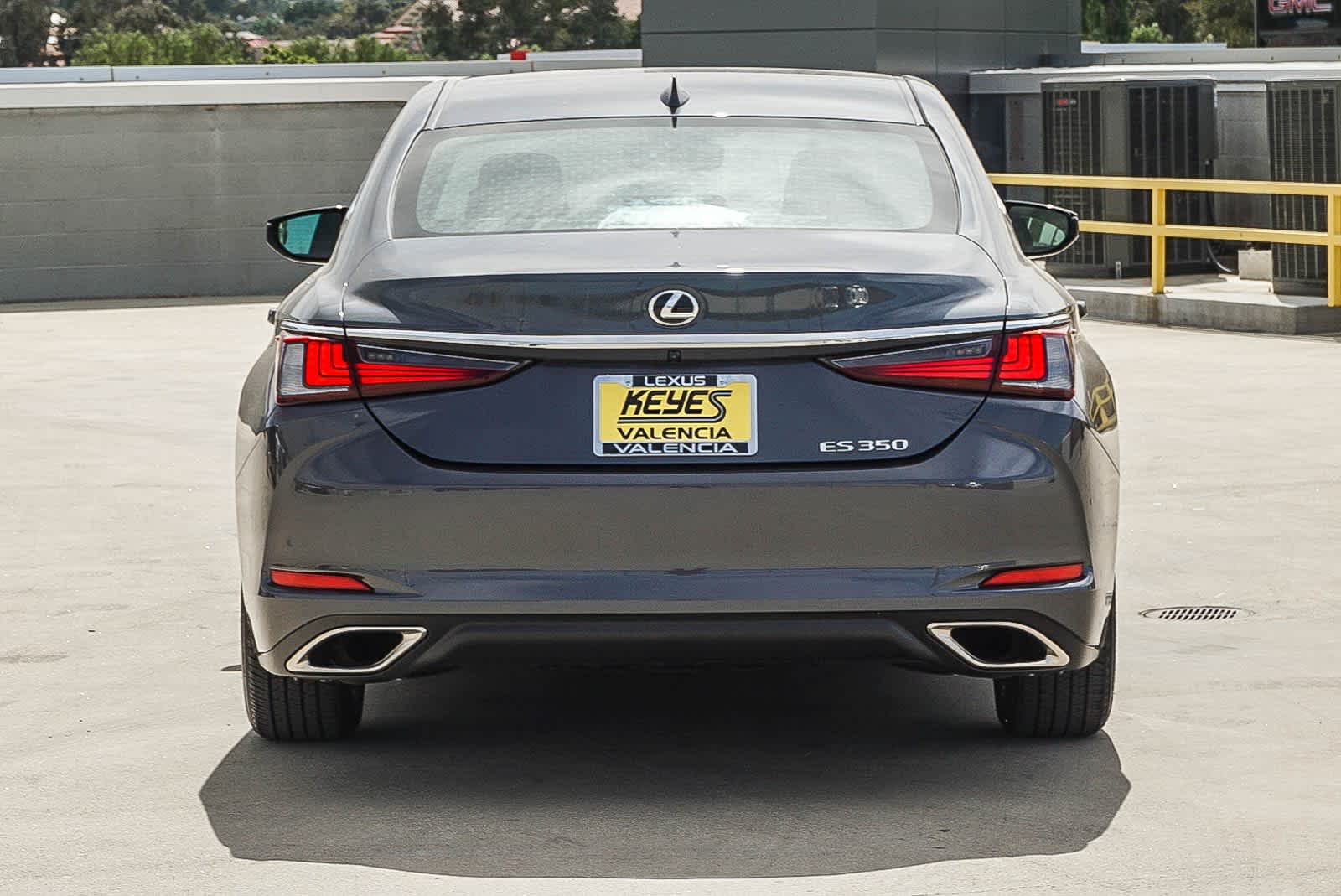 Thumbnail: 2025 Lexus ES - 4