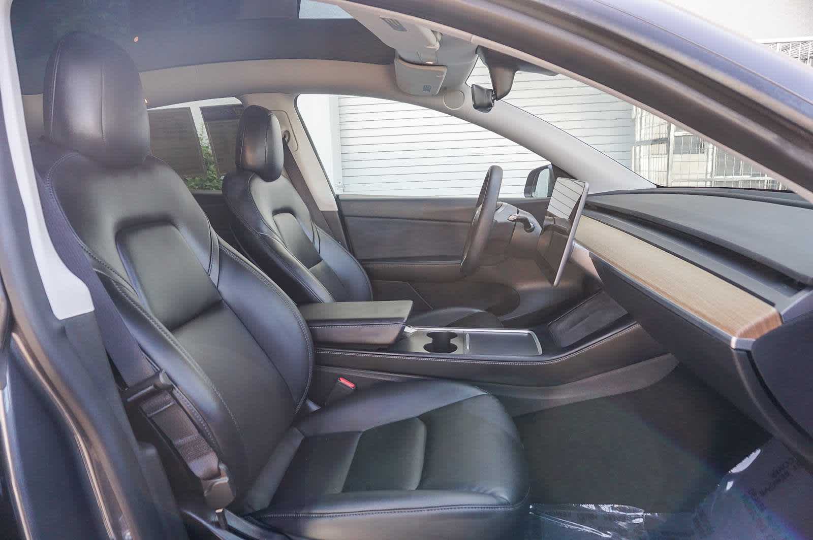 Thumbnail: 2021 Tesla Model Y - 17