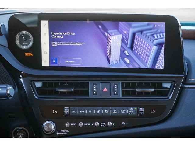 Thumbnail: 2025 Lexus ES - 15