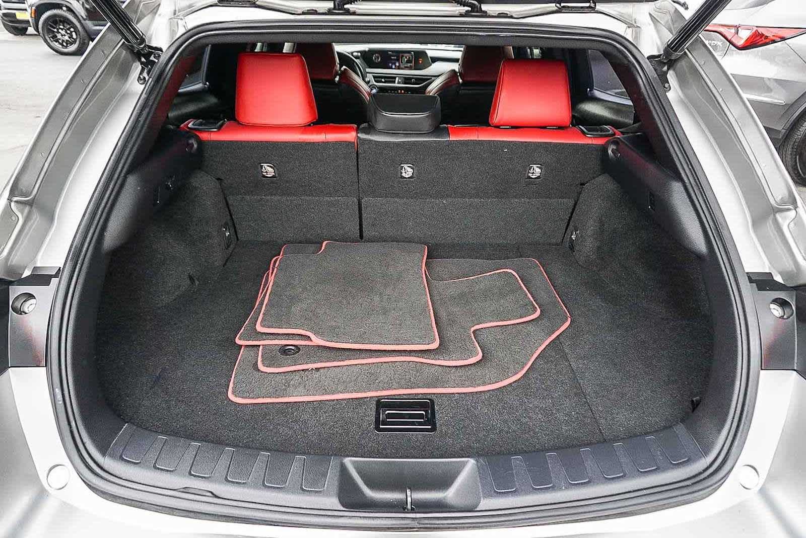 Thumbnail: 2020 Lexus UX - 25