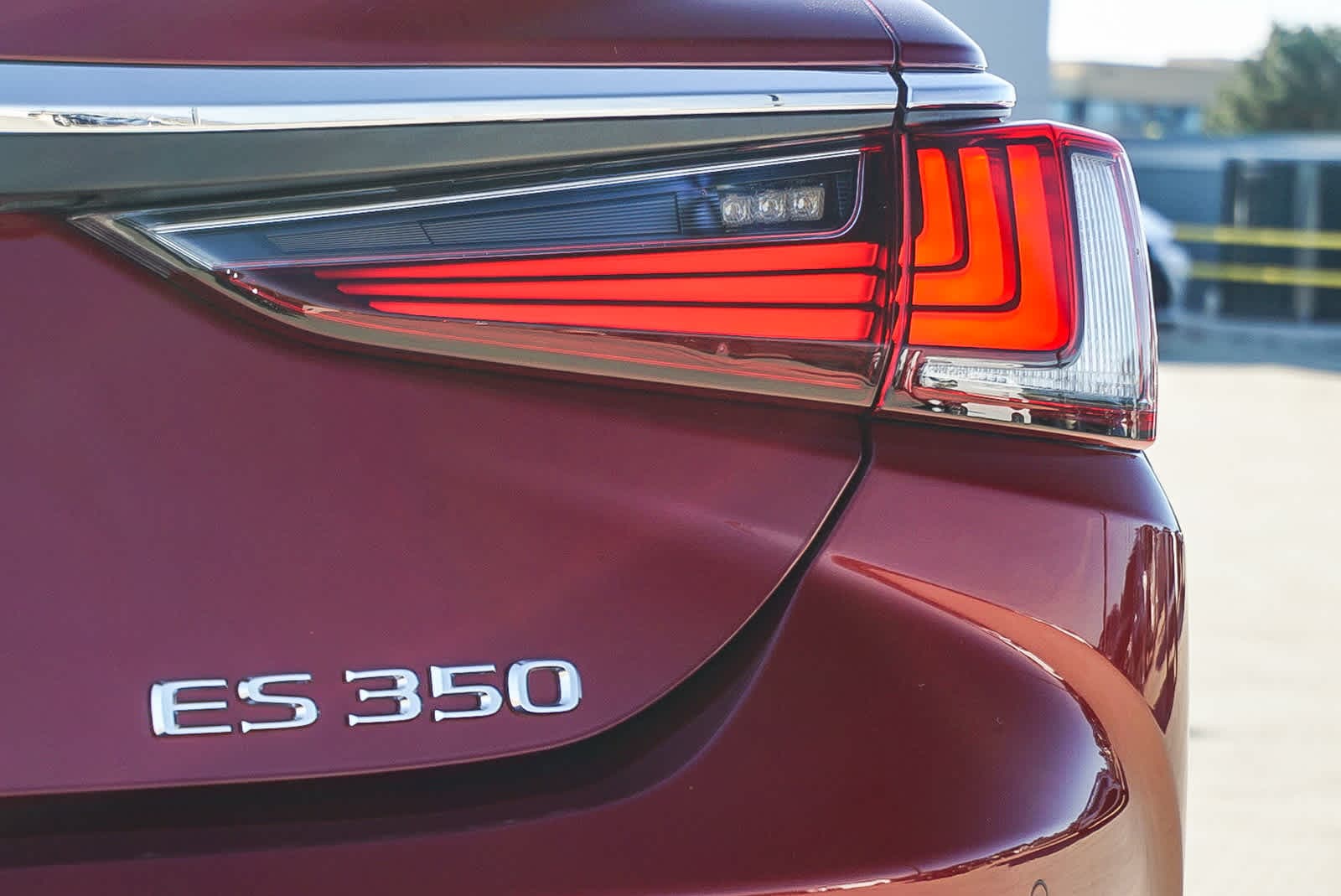 Thumbnail: 2025 Lexus ES - 12