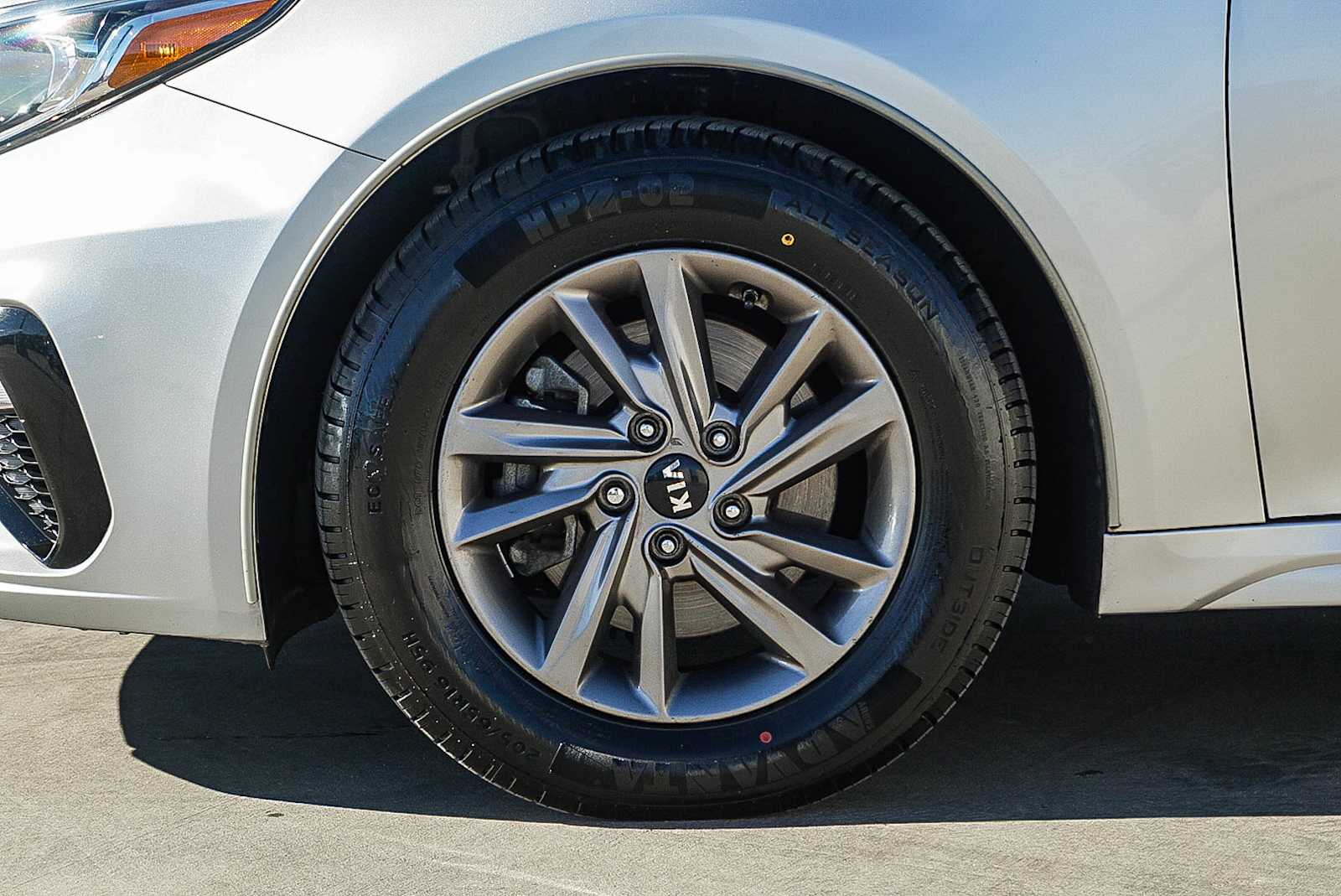 Thumbnail: 2020 Kia Optima - 9