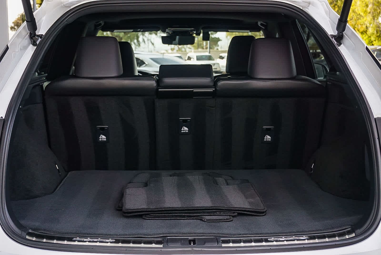 Thumbnail: 2025 Lexus RX - 27