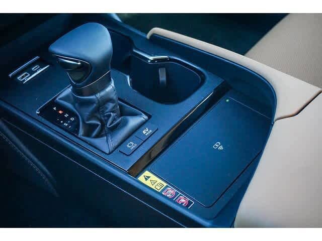 Thumbnail: 2025 Lexus ES - 50