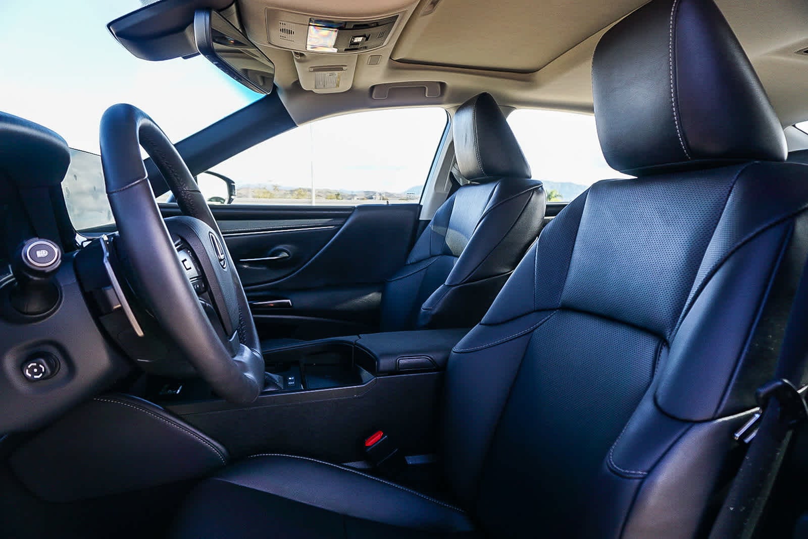 Thumbnail: 2023 Lexus ES - 18