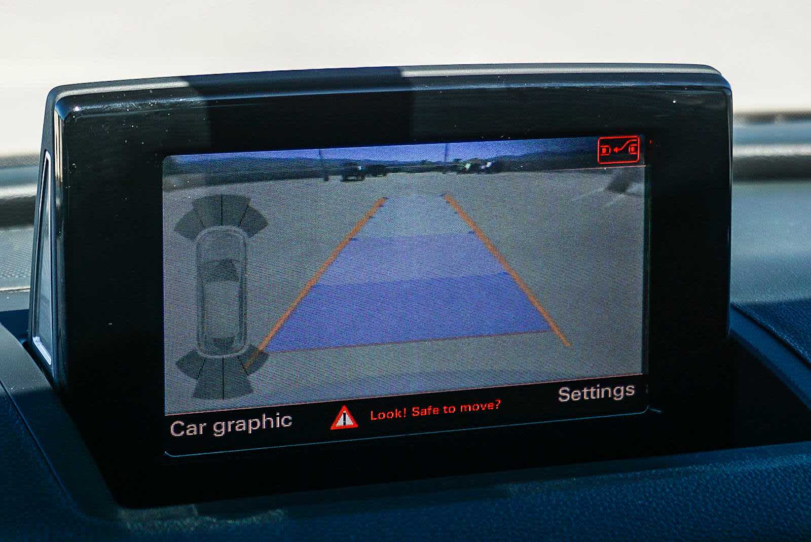 Thumbnail: 2018 Audi Q3 - 22