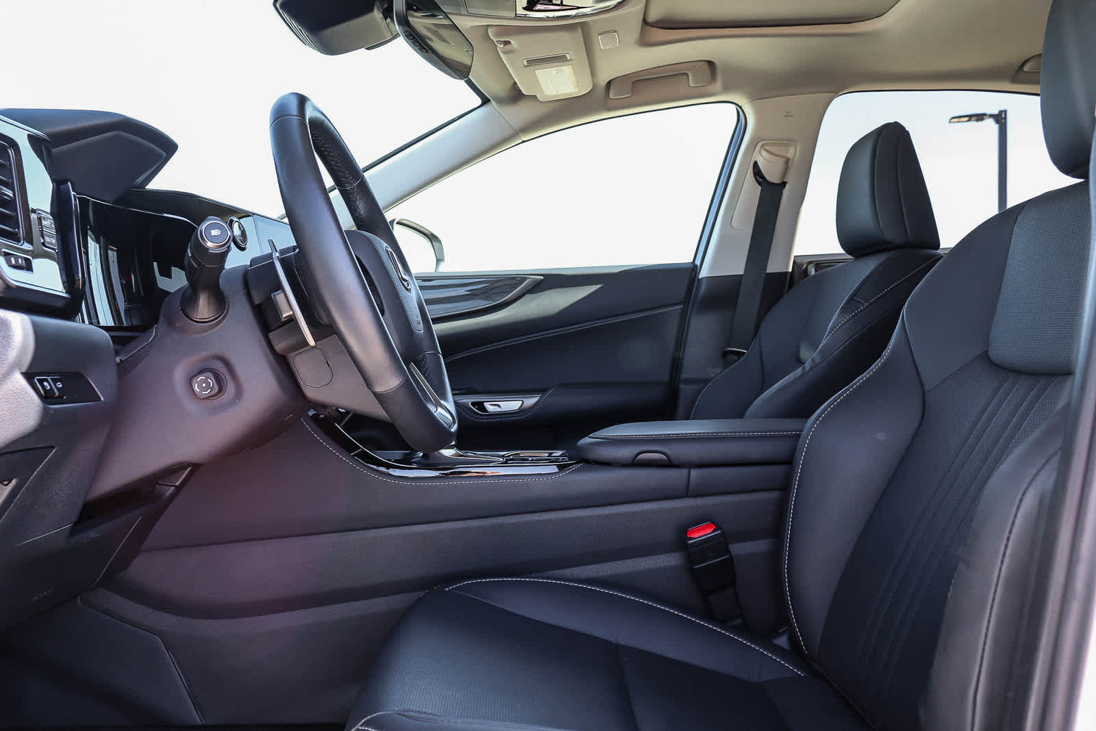 Thumbnail: 2025 Lexus ES - 17