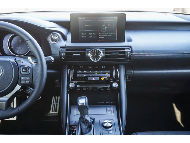 Thumbnail: 2025 Lexus IS - 14