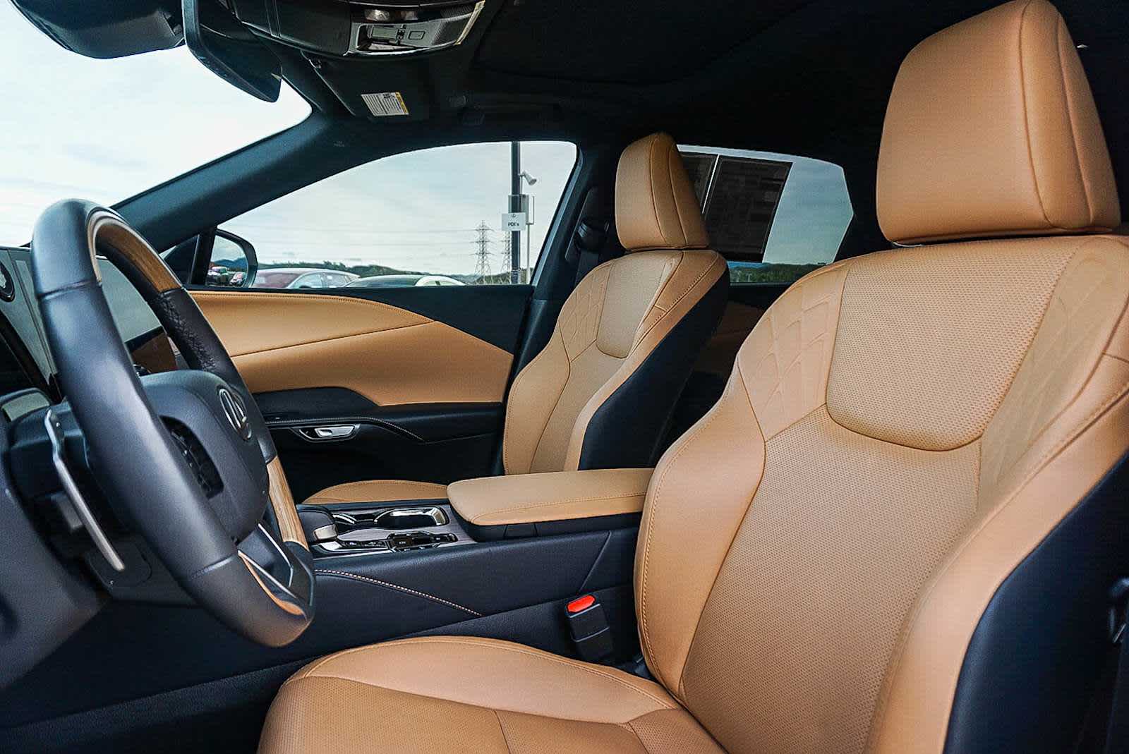 Thumbnail: 2025 Lexus RX - 23