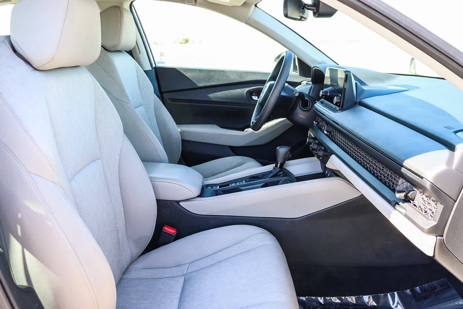 2024 Honda Accord EX - Photo 19