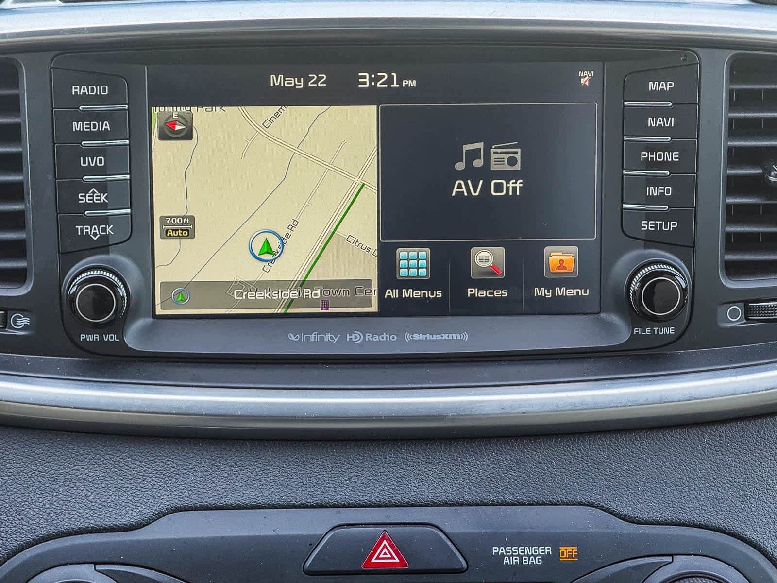 Thumbnail: 2016 Kia Sorento - 16