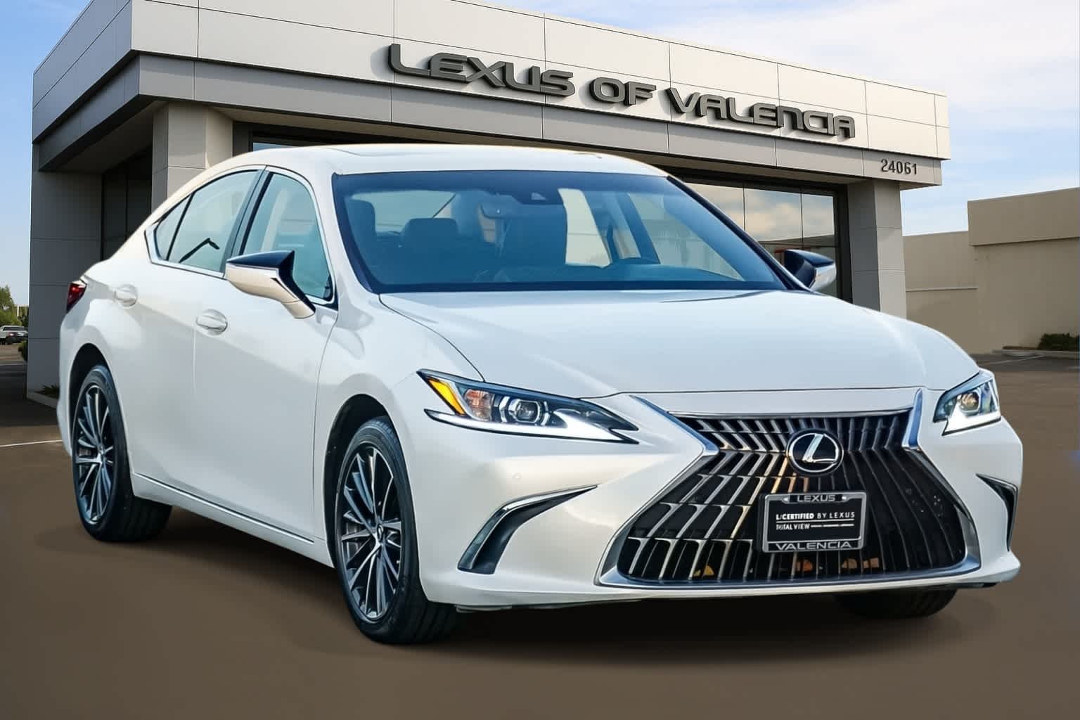 Thumbnail: 2023 Lexus ES - 5