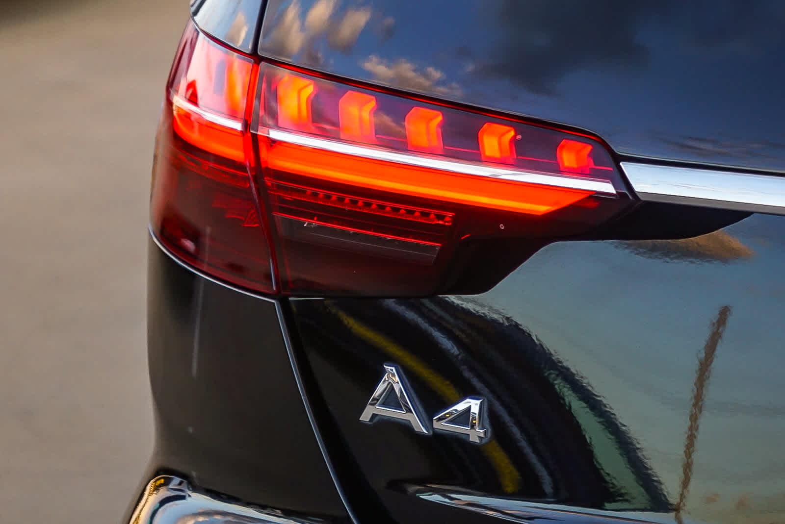 Thumbnail: 2020 Audi A4 - 11