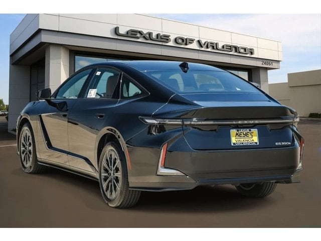 2026 Lexus ES BEV 350e Premium - Photo 6