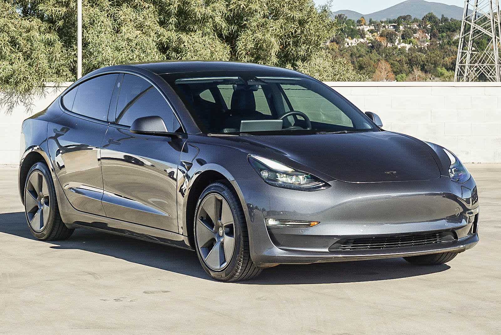 Thumbnail: 2022 Tesla Model 3 - 5