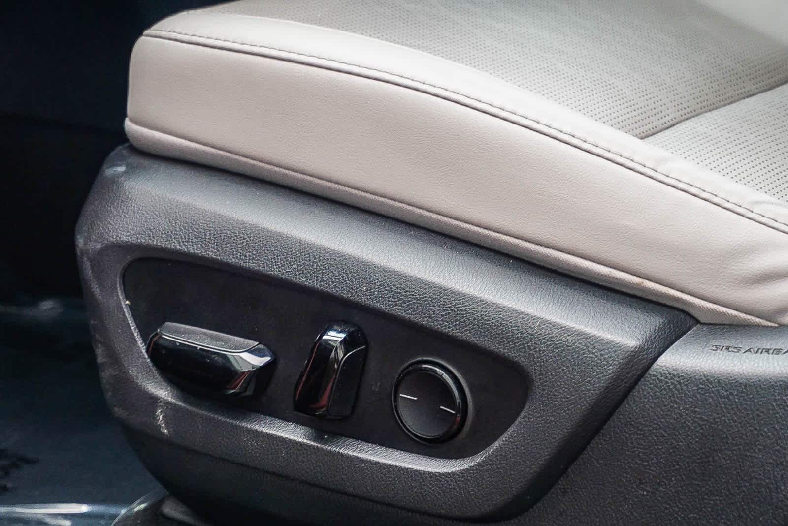 Thumbnail: 2024 Lexus RX - 22