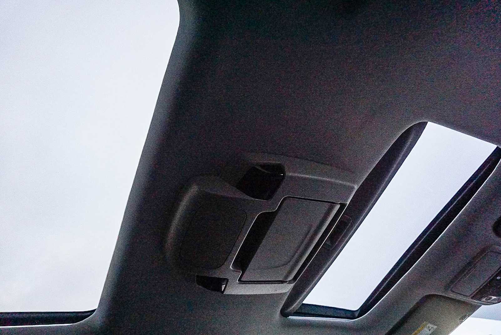 Thumbnail: 2022 Honda Pilot - 13