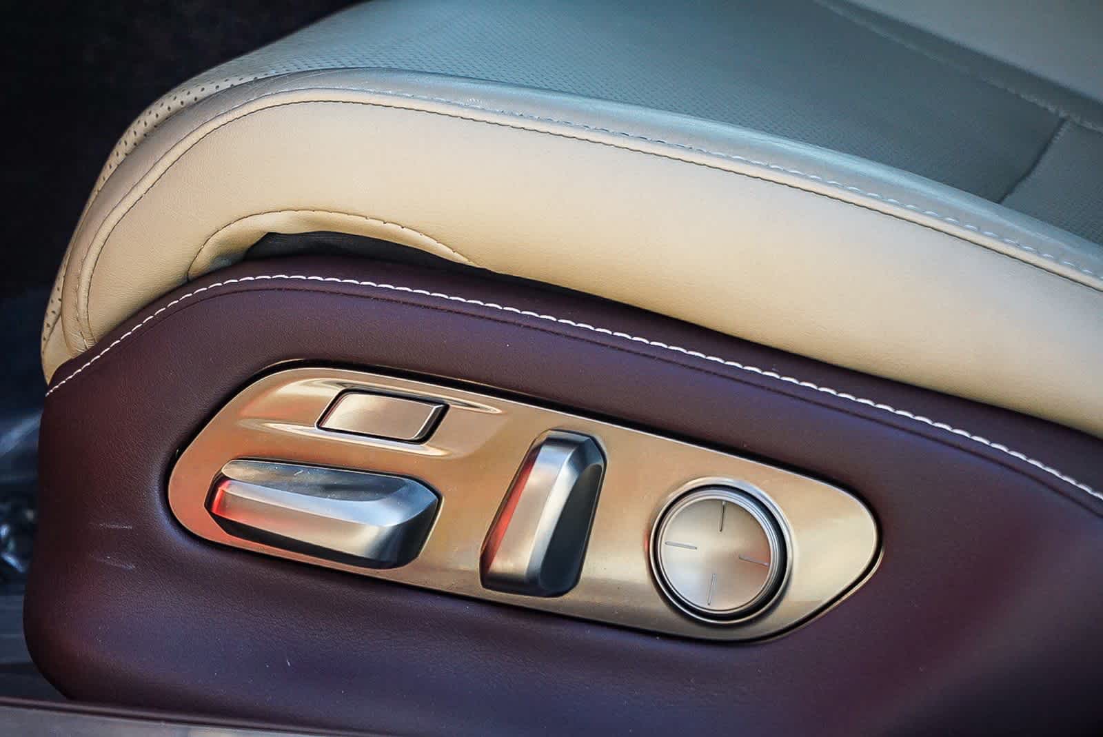 Thumbnail: 2018 Lexus LS - 20