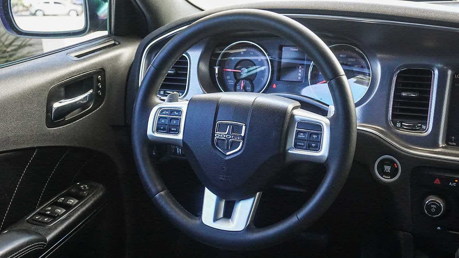 Thumbnail: 2014 Dodge Charger - 18