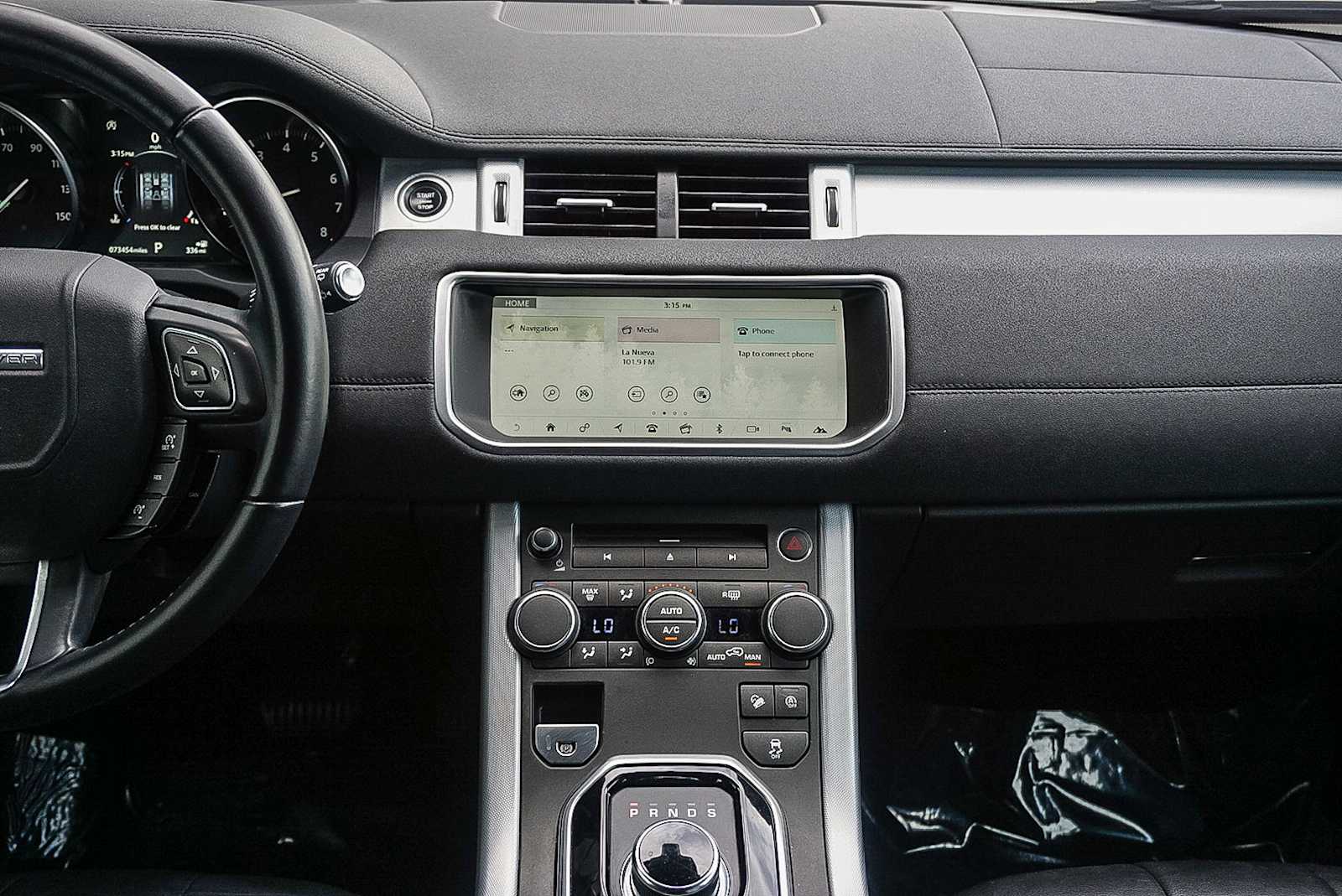 Thumbnail: 2018 Land Rover Range Rover Evoque - 15