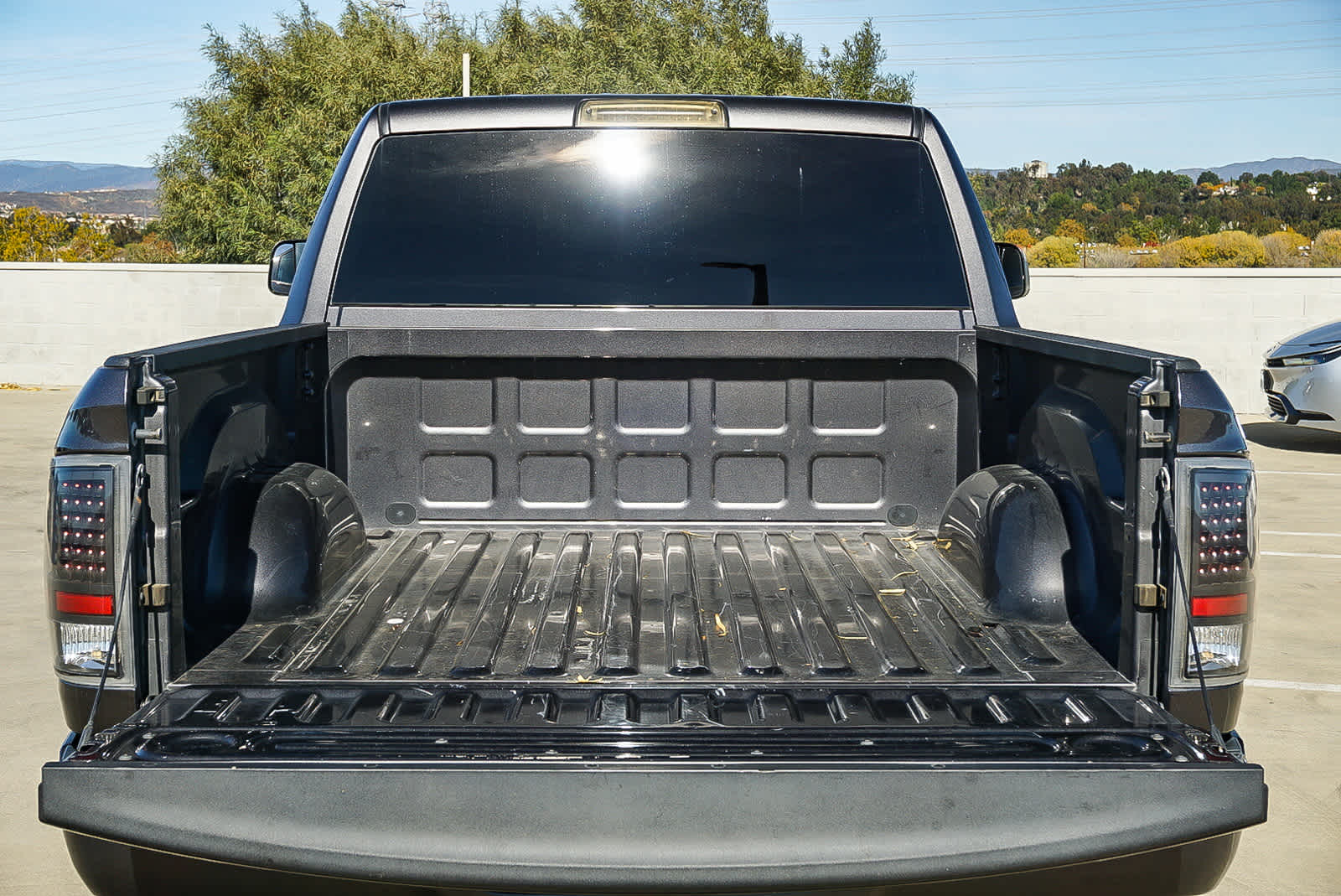 Thumbnail: 2019 RAM 1500 Classic - 26