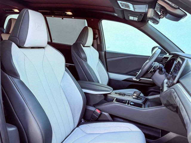 Thumbnail: 2026 Lexus TX - 16