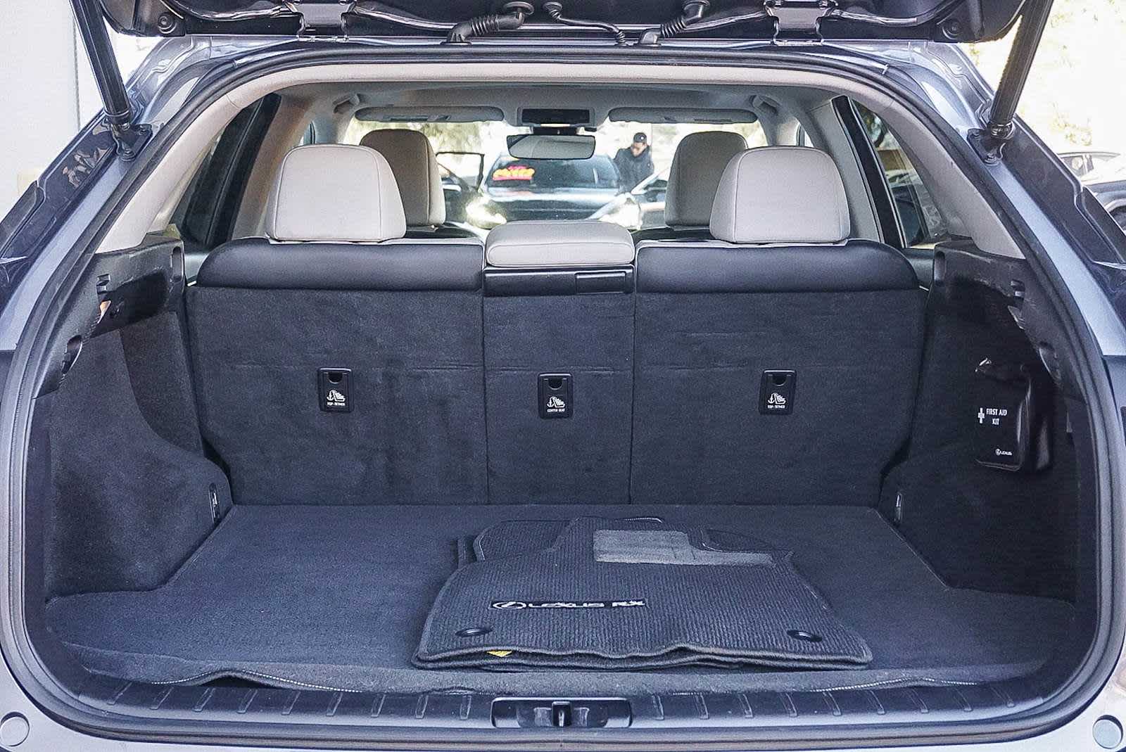 Thumbnail: 2017 Lexus RX - 27