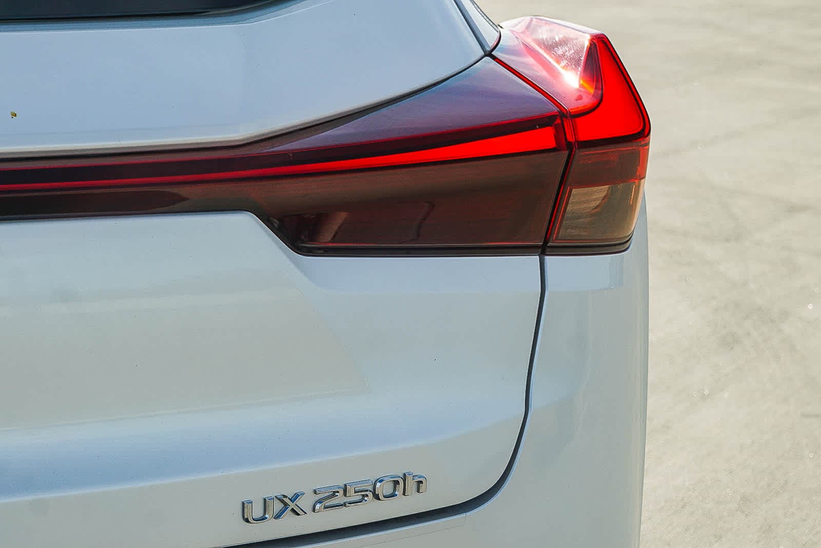 Thumbnail: 2024 Lexus UX - 11