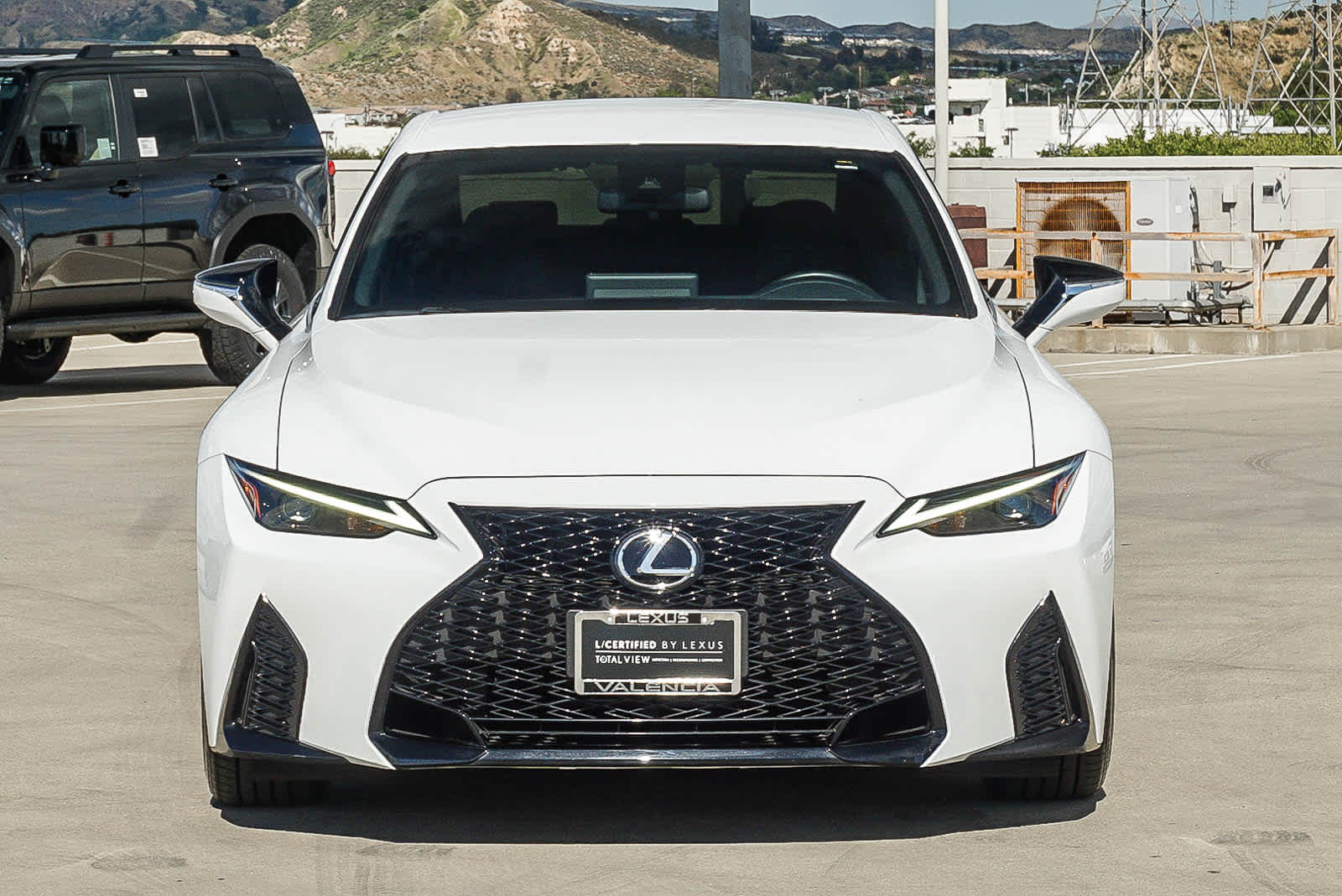2025 LEXUS IS 300 photo 5