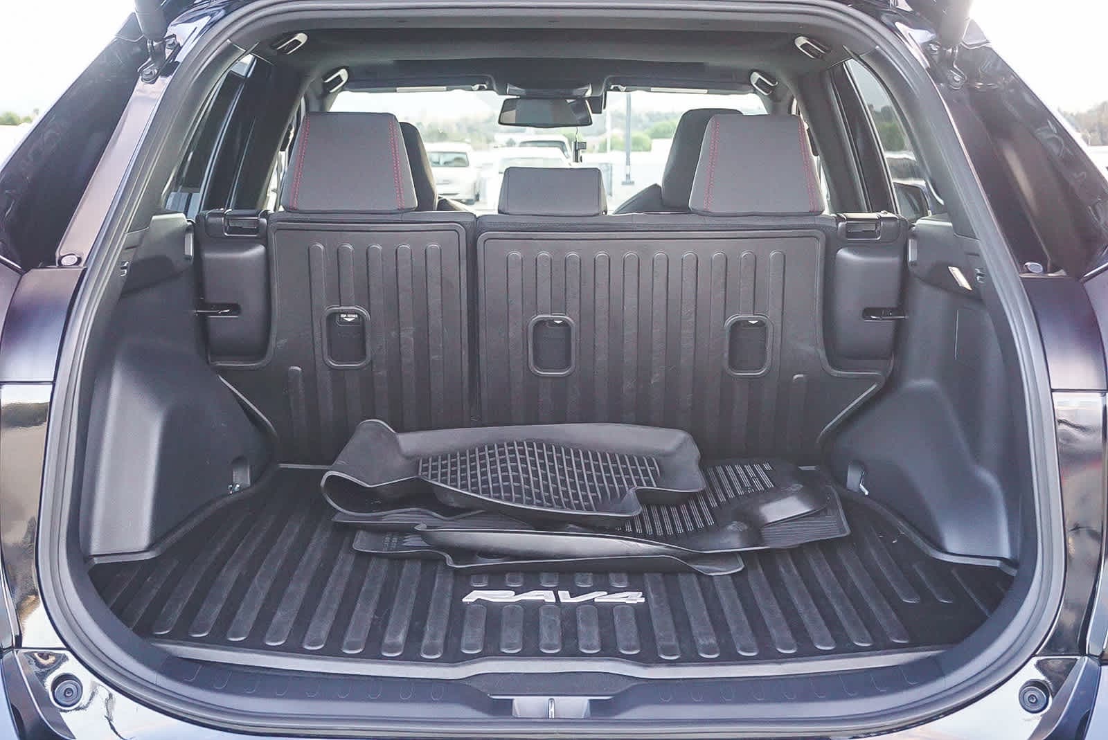 Thumbnail: 2024 Toyota RAV4 - 28