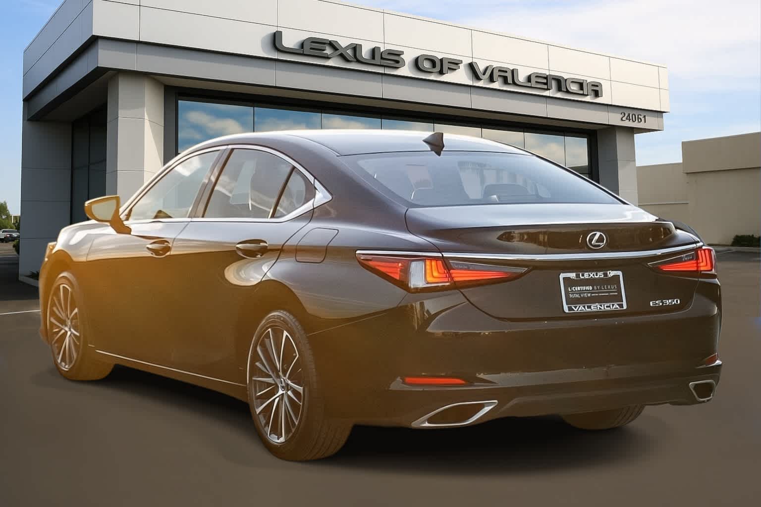 Thumbnail: 2025 Lexus ES - 5