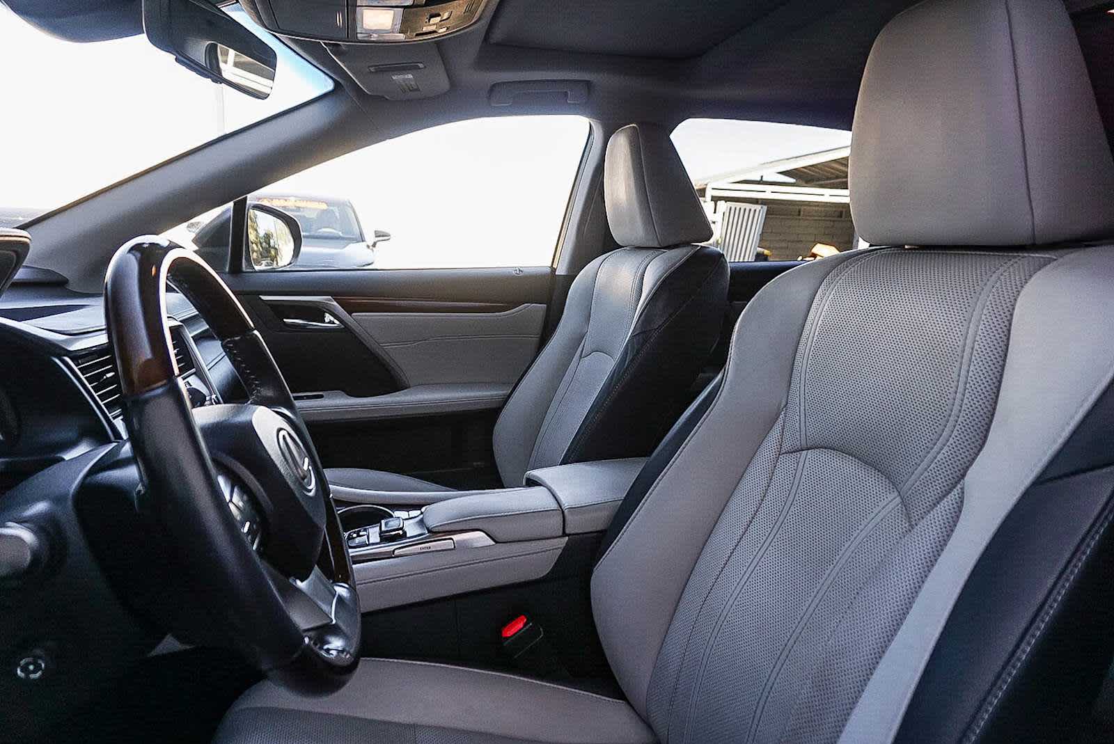 Thumbnail: 2017 Lexus RX - 18