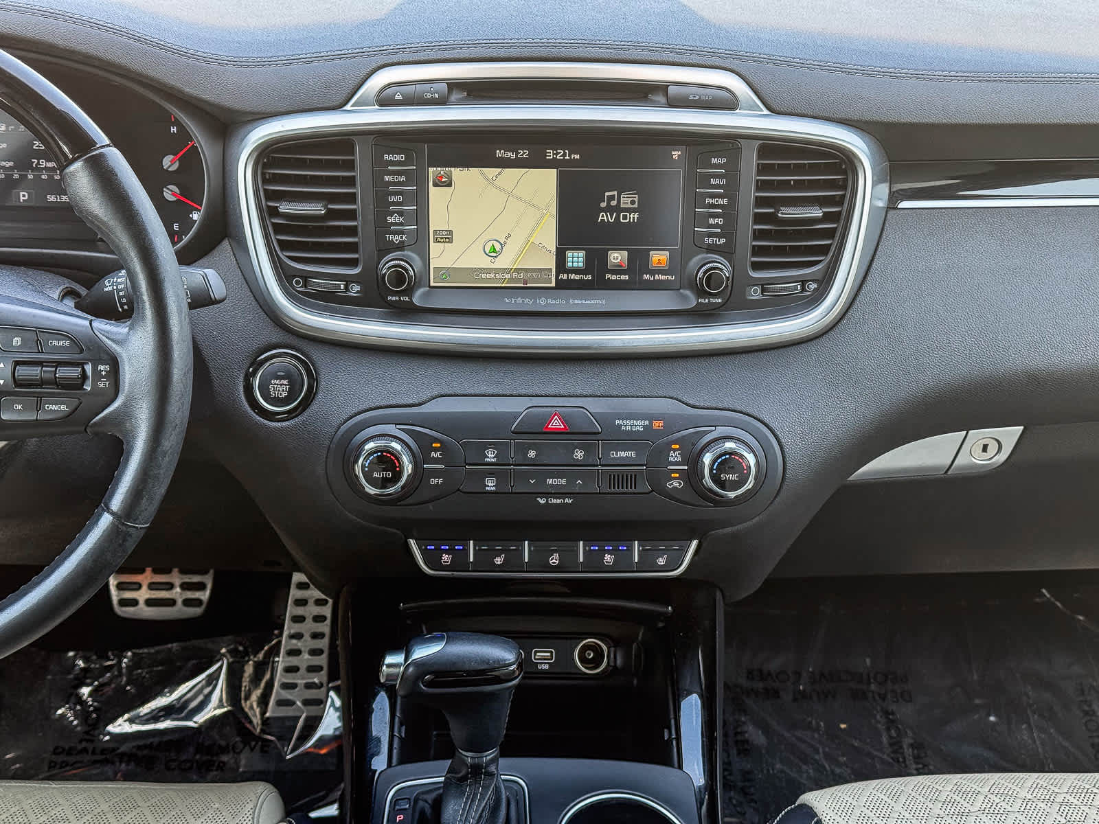 Thumbnail: 2016 Kia Sorento - 15