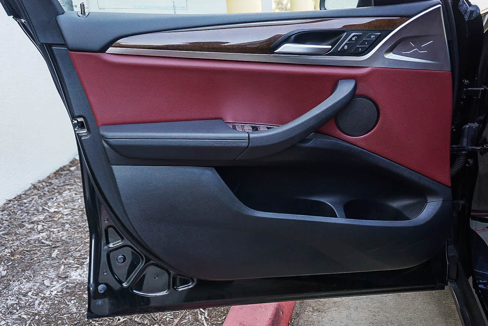 Thumbnail: 2024 BMW X3 - 23