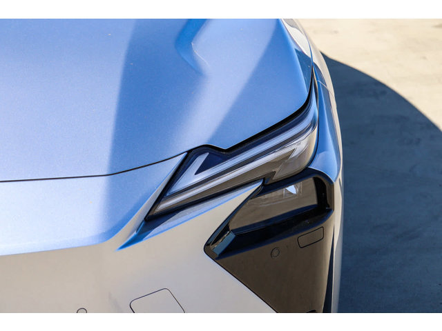 2026 Lexus ES BEV 350e Premium - Photo 7